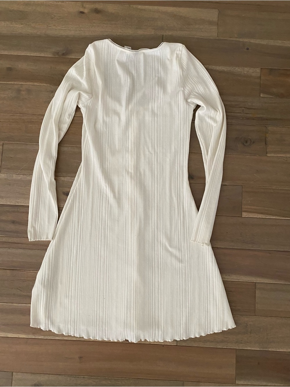 H&M Cream Ribbed Button-Front Long Sleeve Dress - Picture 6 of 6
